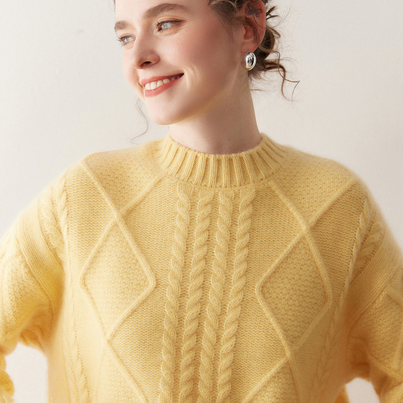 This Year's Popular Heavy Four-Strand Thickened Sweater for Women, Small Turtleneck, Loose Large Size, Lazy Style Sweater, Sweater