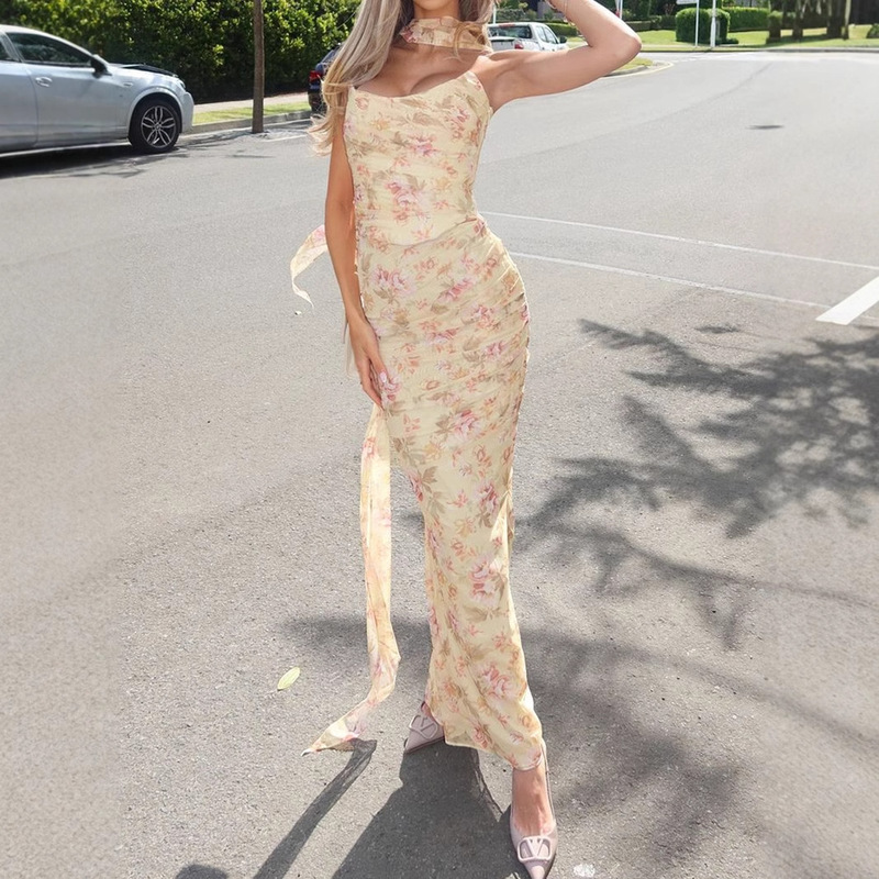 Sexy Fishbone Strapless Top Tight Hip Skirt Long Skirt suit Autumn Two-Piece High-Grade Skinny Scarf