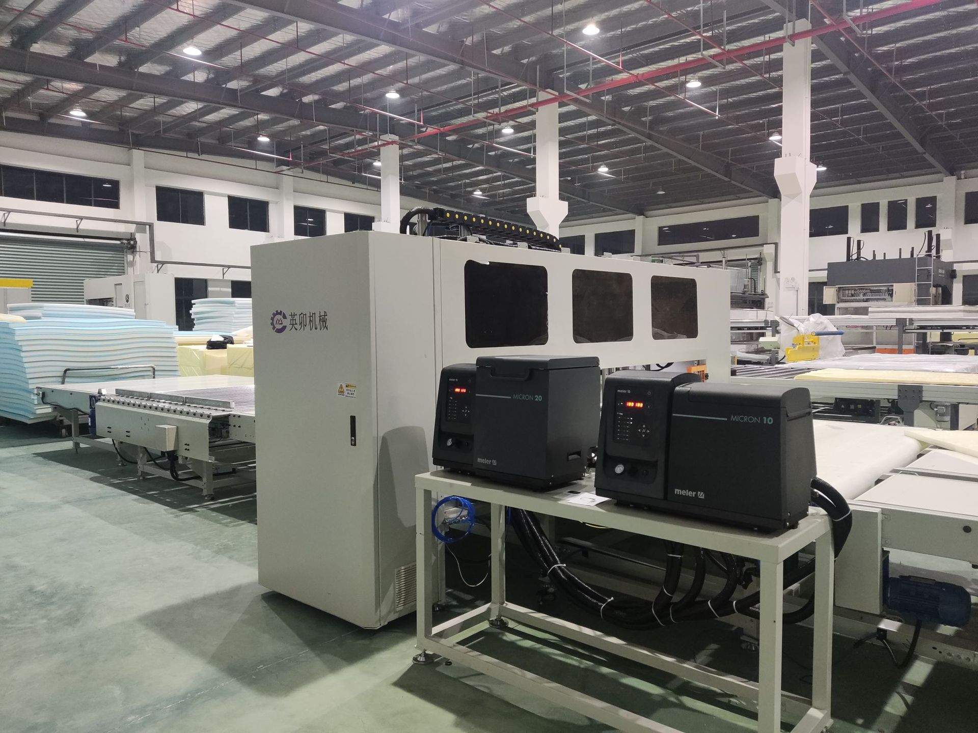 英卯出口喷胶设备 热熔S型一字型喷胶机  包装生产线  厂家直销