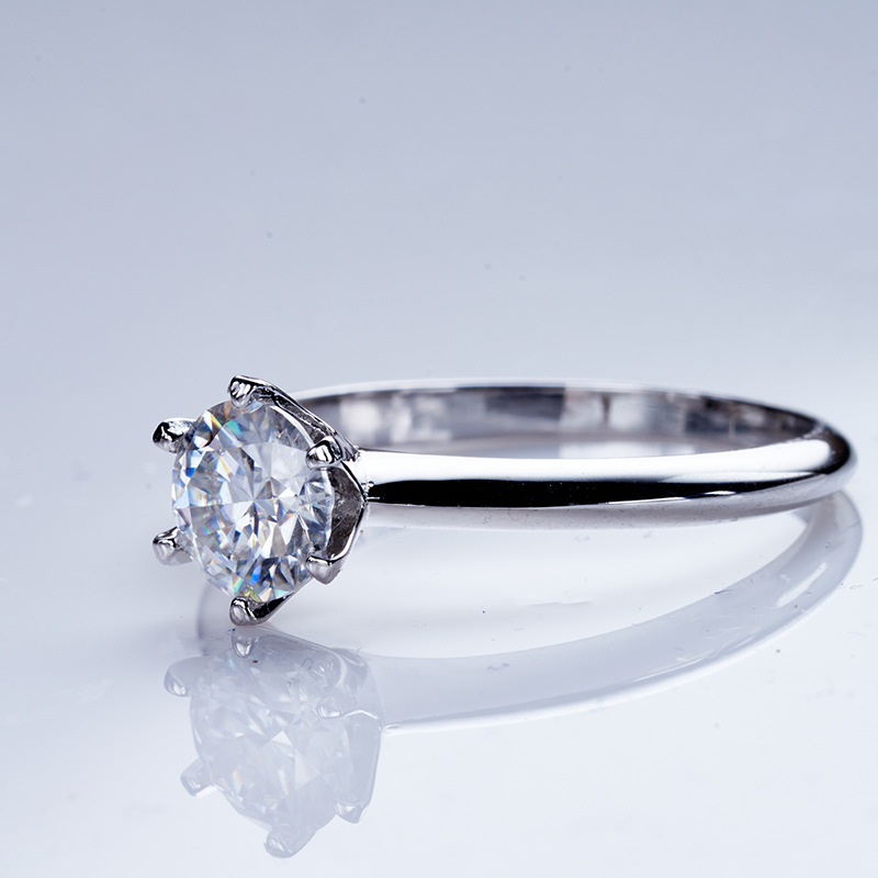 Anillo de piedra de mosaico de color D clásico de seis garras 1 quilate S925 plata esterlina chapado en oro de 18 quilates anillo de piedra de mosaico mujer