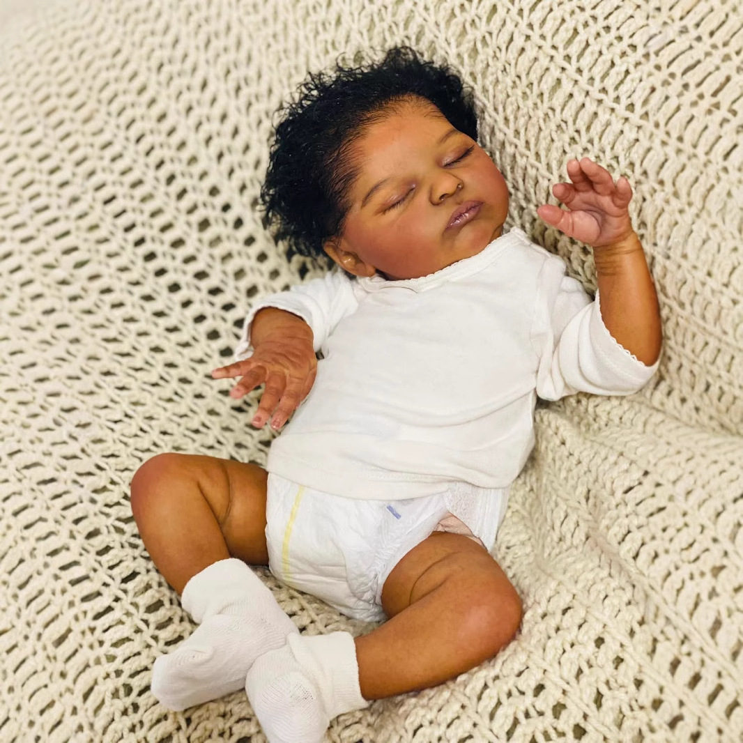 NPK 19inch mamelito blanco tono de piel oscuro Laura muñeca de simulación regalo para niños suministro de comercio electrónico transfronterizo