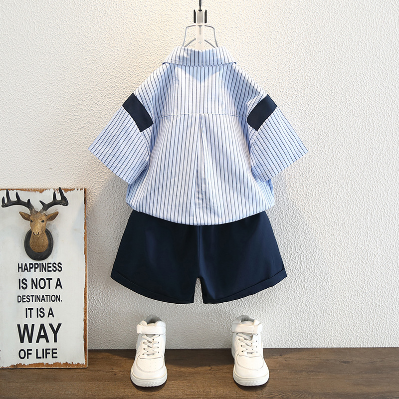 7828 Traje de camisa para niños Traje de rendimiento de estilo universitario de verano Uniforme de clase de jardín de infantes Uniforme escolar para niñas Fotos de graduación Ropa para niños