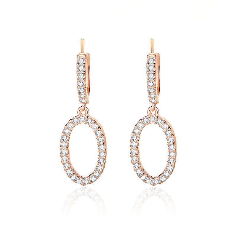 Joyería de circón con incrustaciones frescas con incrustaciones de diamantes geométricos incrustados en diamantes para mujeres Hebilla de oreja de anillo de diamante completo de plata S925 de lujo ligero