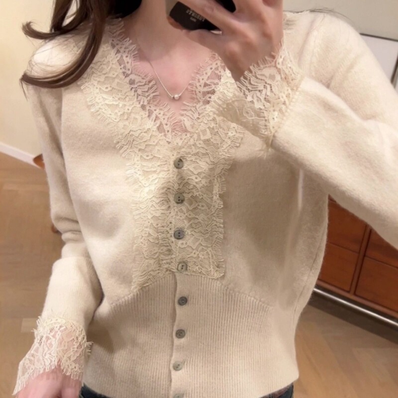 Lace base layer, slimming lace undershirt, sweater, long-sleeved knit top, autumn/winter new style, elegant, slim-fit cardigan, Chinese style Lace base layer, slimming lace undershirt, sweater, long-sleeved knit top, autumn/winter new style, elegant, slim-fit cardigan, Chinese style