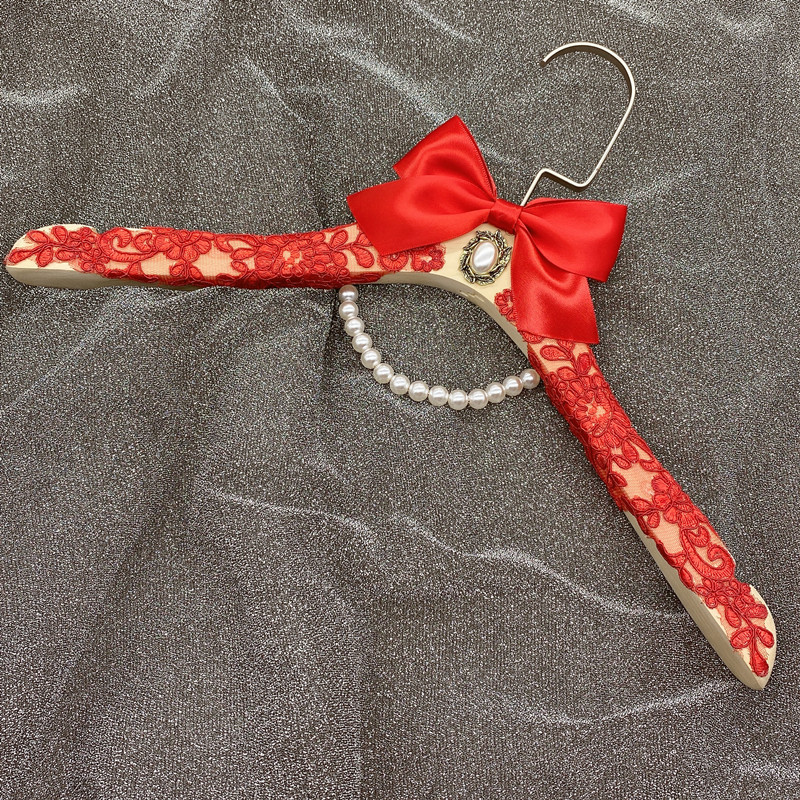 Vestido de boda de novia vestido de novia percha de madera maciza percha de boda percha de boda china retro percha de boda occidental