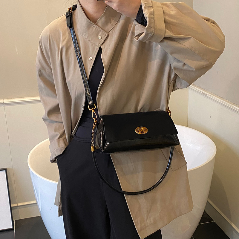 Bolsa de mujer coreana retro de piel de aceite 2025 nueva moda versátil bolso de hombro de alta calidad bolso de braza