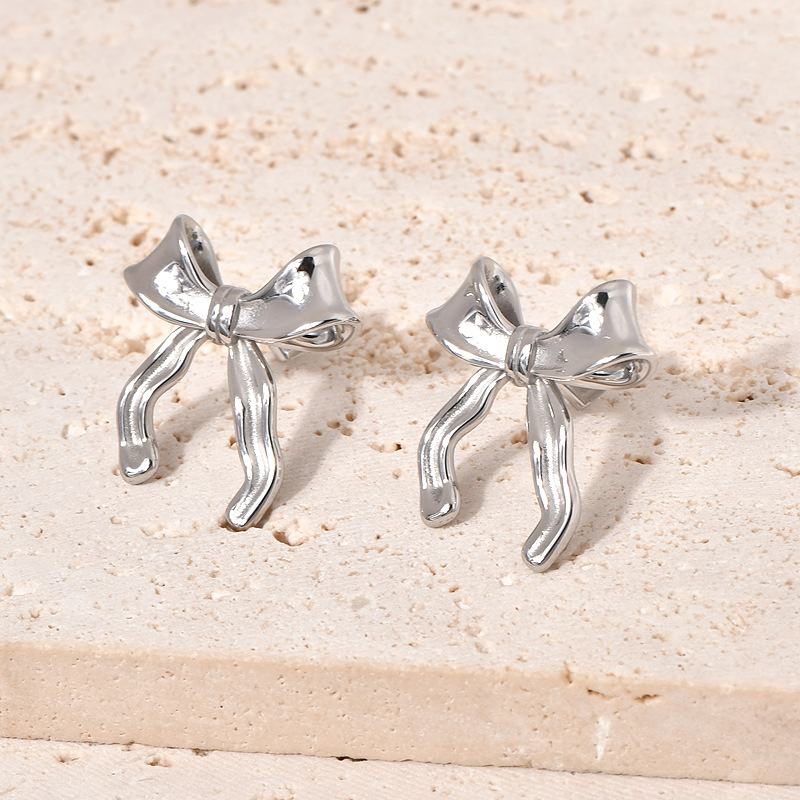 Women's Gender 1 Pair Sweet Bow Knot Titanium Steel 18K Gold Plated Ear Studs