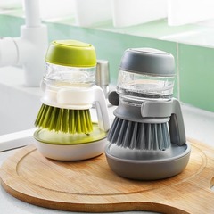 鍋の神器を塗って台所を洗って鍋をきれいにします。