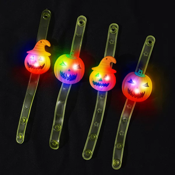 Halloween children's luminous bracelet portable pumpkin lamp horror gift small gift flash headwear female toy props