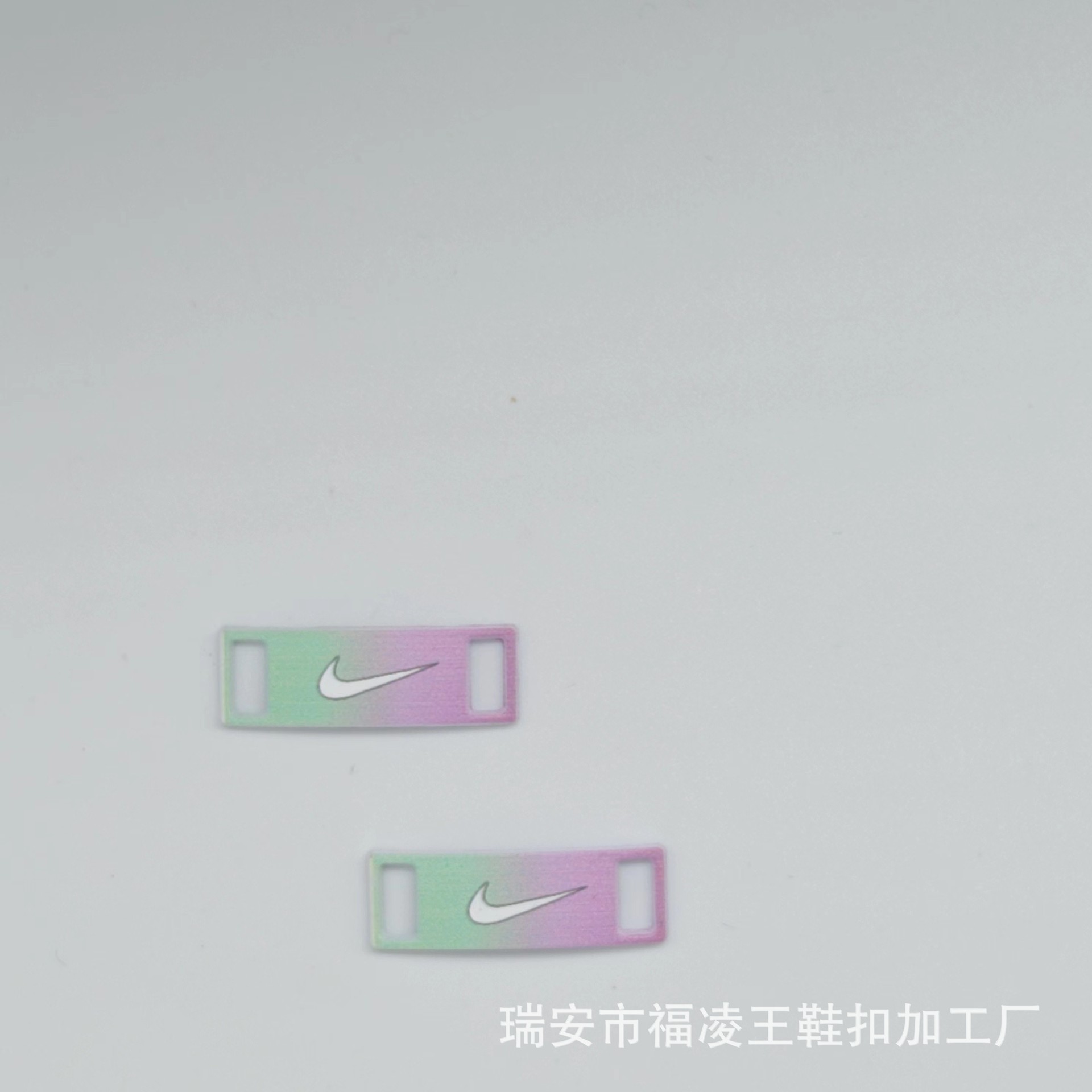 自作金属aj靴バックルランニング靴板靴鉄牌潮靴周辺個性ロゴ靴標