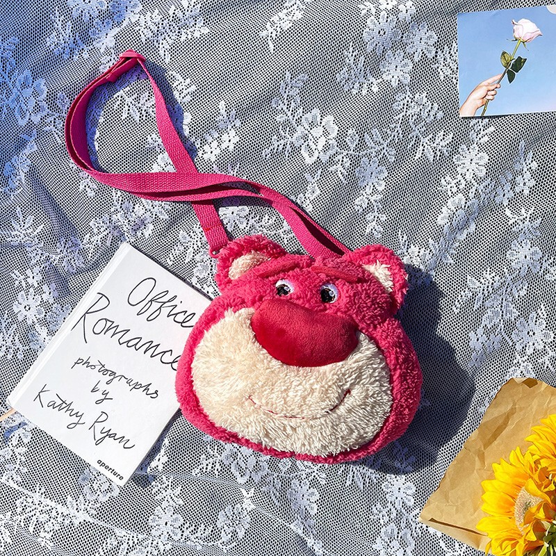 2022 new strawberry bear doll bag plush toy crossbody bag female shoulder ins Internet celebrity cartoon bag wholesale 2022 new strawberry bear doll bag plush toy crossbody bag female shoulder ins Internet celebrity cartoon bag wholesale