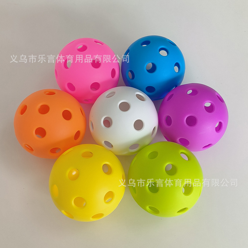 Pickleballs Pickleball 26 Holes 40 Holes 72mm Injection Molding Rotational Molding One-Piece Porous Pe Hole Ball Tpe