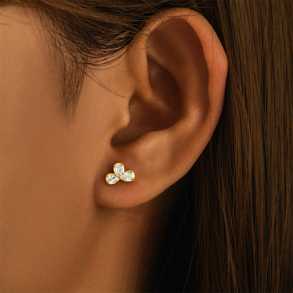 1 Piece Ear Cartilage Rings & Studs Casual Simple Style Geometric Bow Knot Sterling Silver Plating Inlay Zircon Ear Cartilage Rings & Studs display picture 42