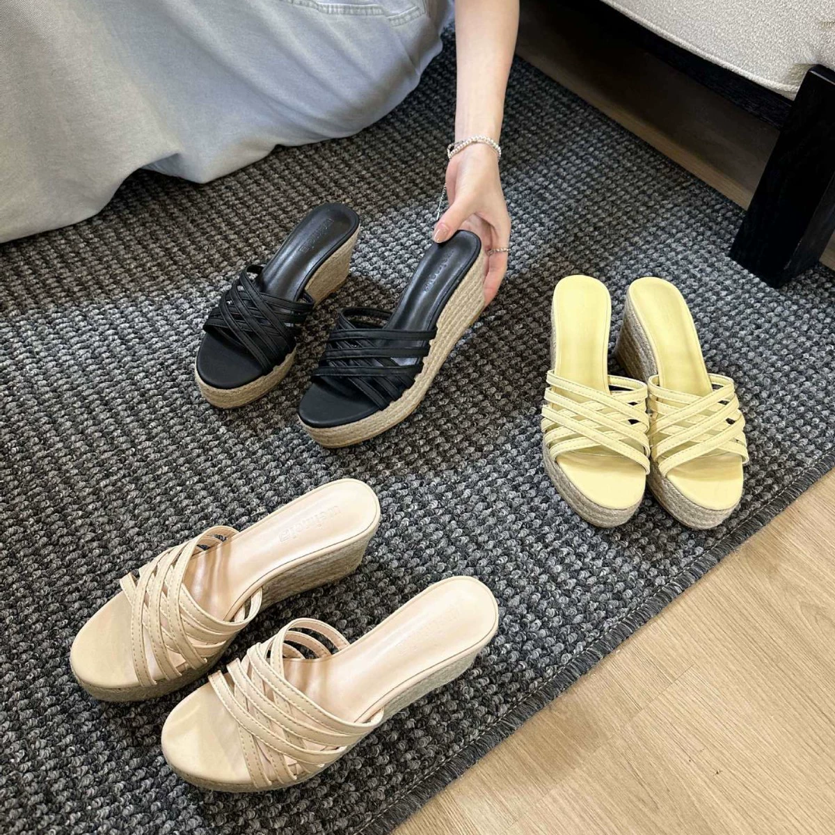 Новый наклон тканый шпагат с толстым дном водонепроницаемый стол тапочки