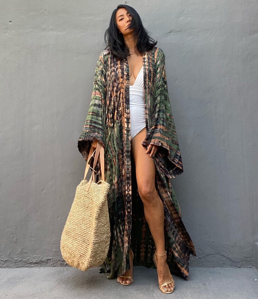 Cárdigan con estampado de rayón explosivo transfronterizo kimono blusa de bikini ropa de protección solar de vacaciones camisa de playa MB304