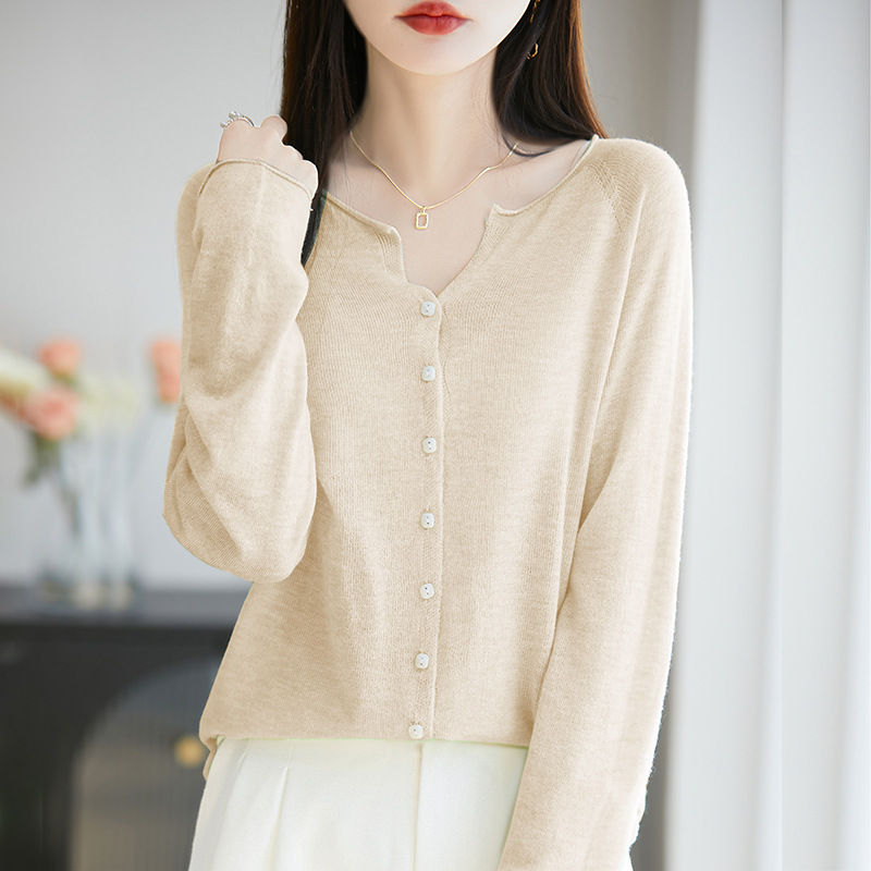 New V-Neck Long-Sleeved Knitted Cardigan for Women, Pure Color, Simple Worsted Wool Top, Loose and Versatile Thin Sweater Jacket New V-Neck Long-Sleeved Knitted Cardigan for Women, Pure Color, Simple Worsted Wool Top, Loose and Versatile Thin Sweater Jacket