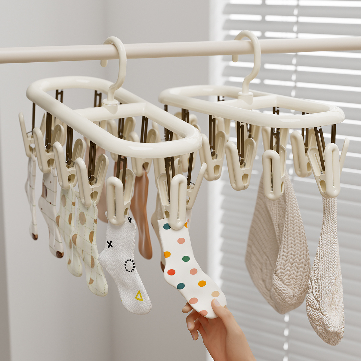 Sock Drying Rack with Multiple Clips, Multifunctional Household Sock Clip, Baby Underwear Balcony Sock Drying Tool