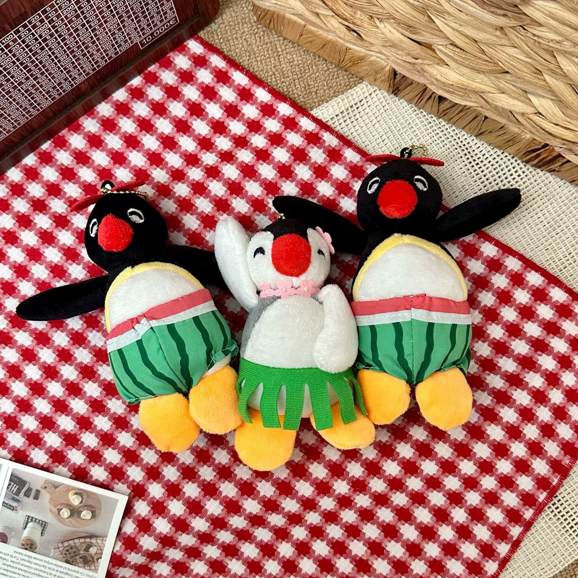 Creative funny plush pendant, appeases doll, keychain, pinguin
