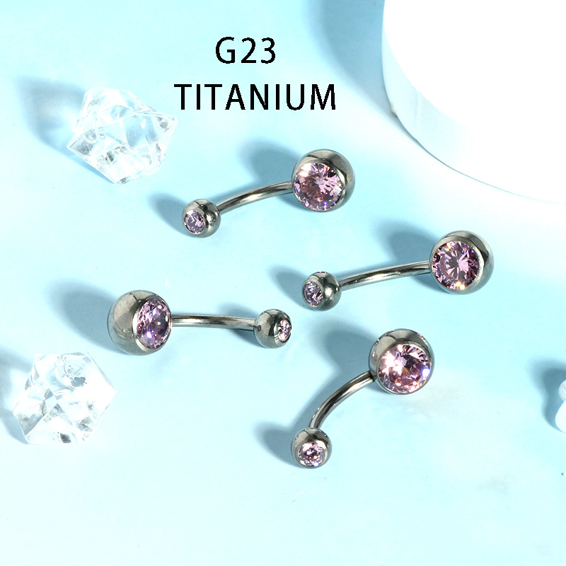 16G labret stud size and finish detail