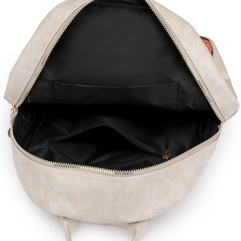 Mochila de cuero suave para mujer 2024 nuevo bolso de moda bolso de nicho de lujo ligero Mochila de viaje ligera de alta gama