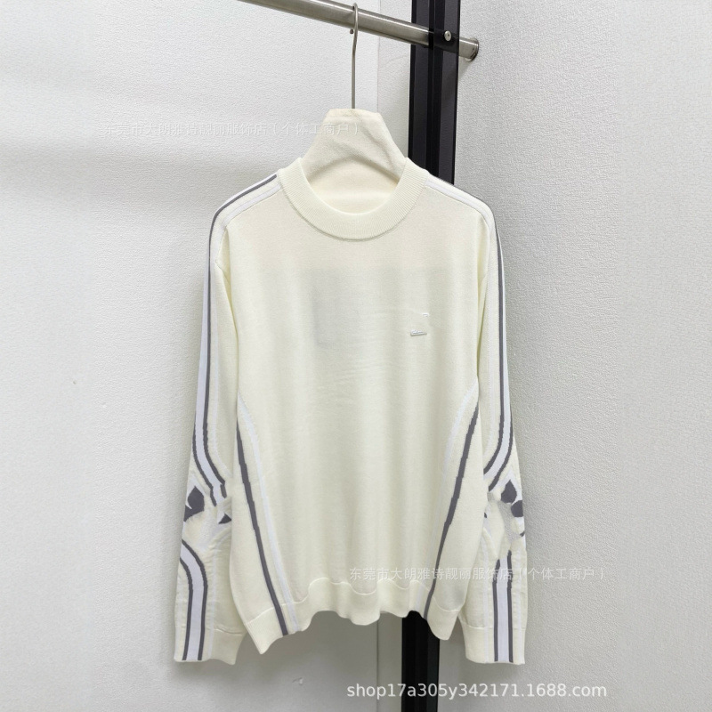 顶版南油高版本L家25早秋新款丹顶鹤字母刺绣圆领长袖针织衫毛衣