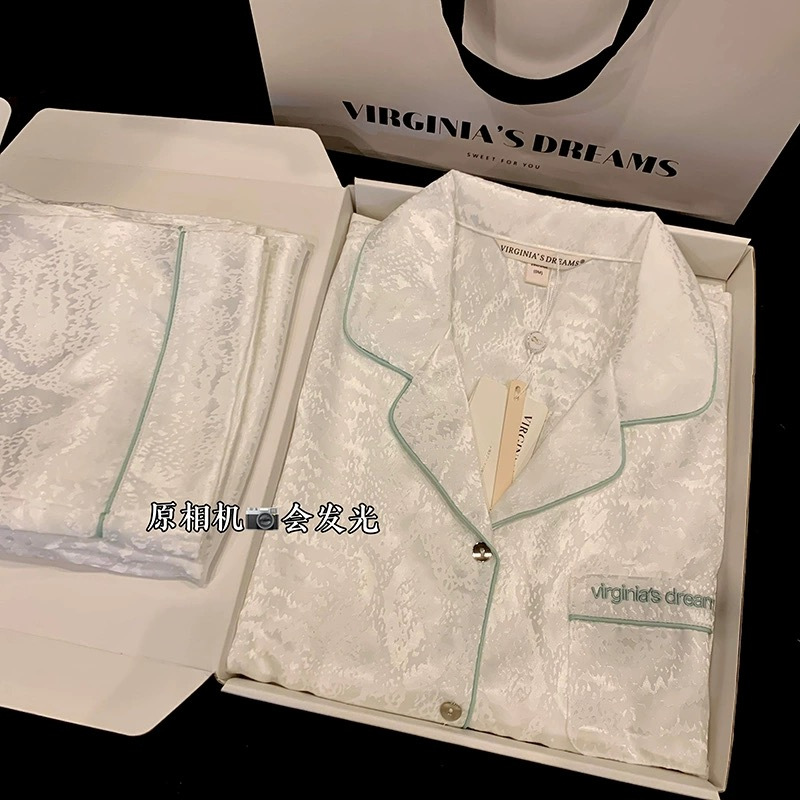 Silk Summer Thin Pijama, ชุดขั้นสูง, มีแขนสั้น, ขนาดใหญ่, พอดีหลวม, แขนยาว, สไตล์คุณภาพสูง Silk Summer Thin Pijama, ชุดขั้นสูง, มีแขนสั้น, ขนาดใหญ่, พอดีหลวม, แขนยาว, สไตล์คุณภาพสูง