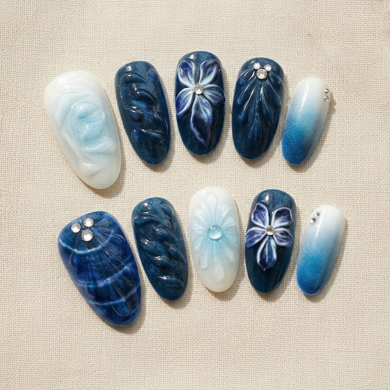 3D embossed gradient deep-sea shell pattern, European and American cross-border nail art, trendy and stylish, handmade with rhinestones 3D embossed gradient deep-sea shell pattern, European and American cross-border nail art, trendy and stylish, handmade with rhinestones