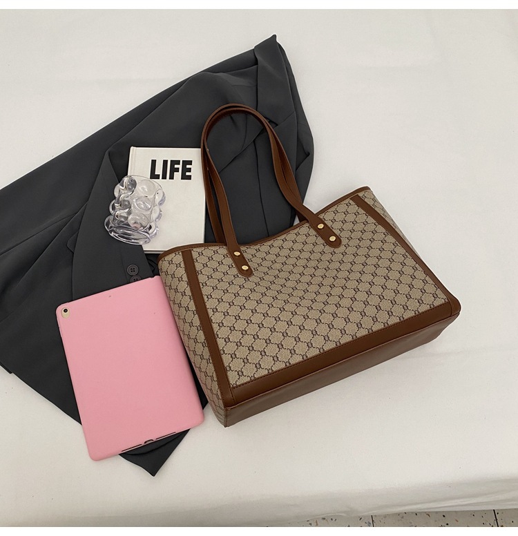 High-end, stylish, versatile, hand-carry bag for women, 2025 new trendy and popular single-shoulder bag with large capacity tote bag undefined