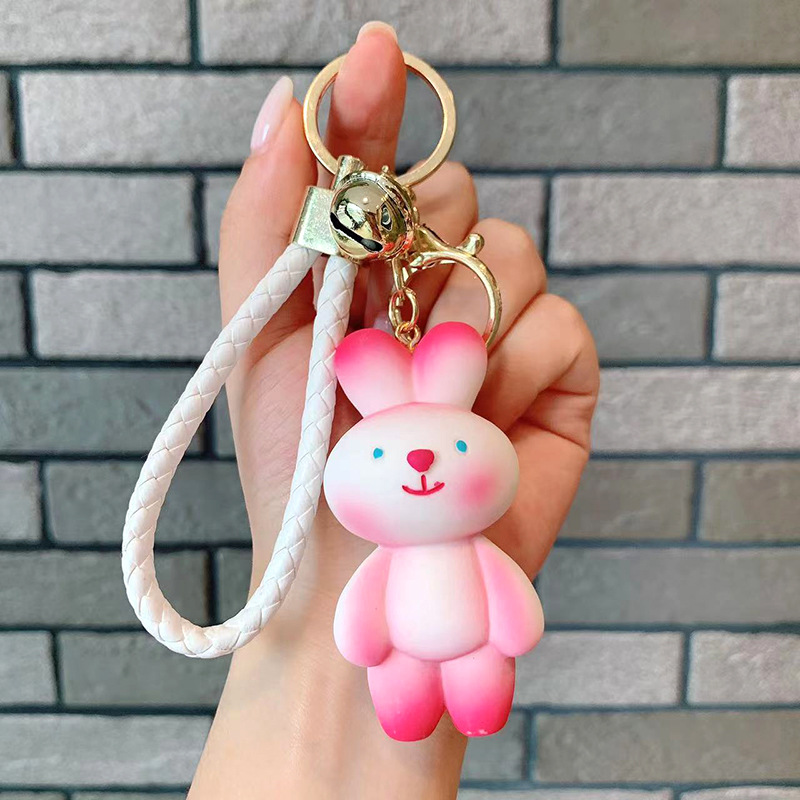 Moda fresco resina cachorro llavero conejito oso muñeca colgante bolso del coche adornos pequeño regalo