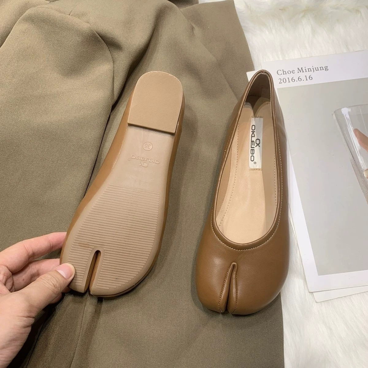 Слипы с разделительным носком, кожзаменитель Chanel стиль, мягкая подошва, осень, размеры 35–40