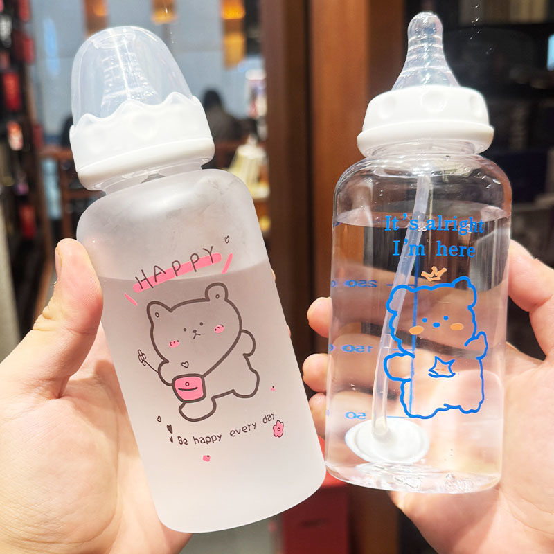 Cute children's plastic pacifier for adults and students