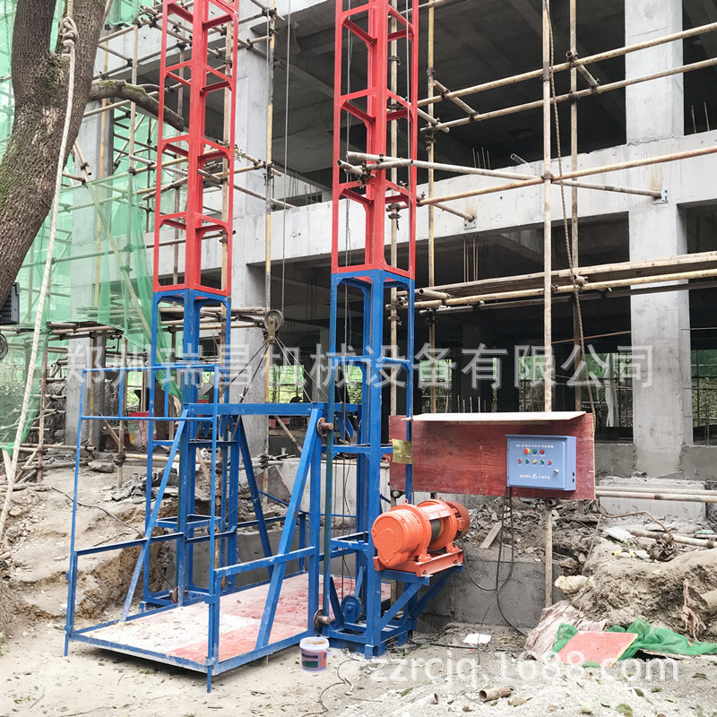 载重1.6吨龙门架升降机 建筑物料提升机工地上料施工升降机