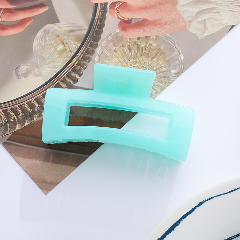 Agarre de pelo helado transfronterizo color de caramelo Cabeza trasera simple clip de pelo grande clip de tiburón de baño updo accesorios para el cabello al por mayor