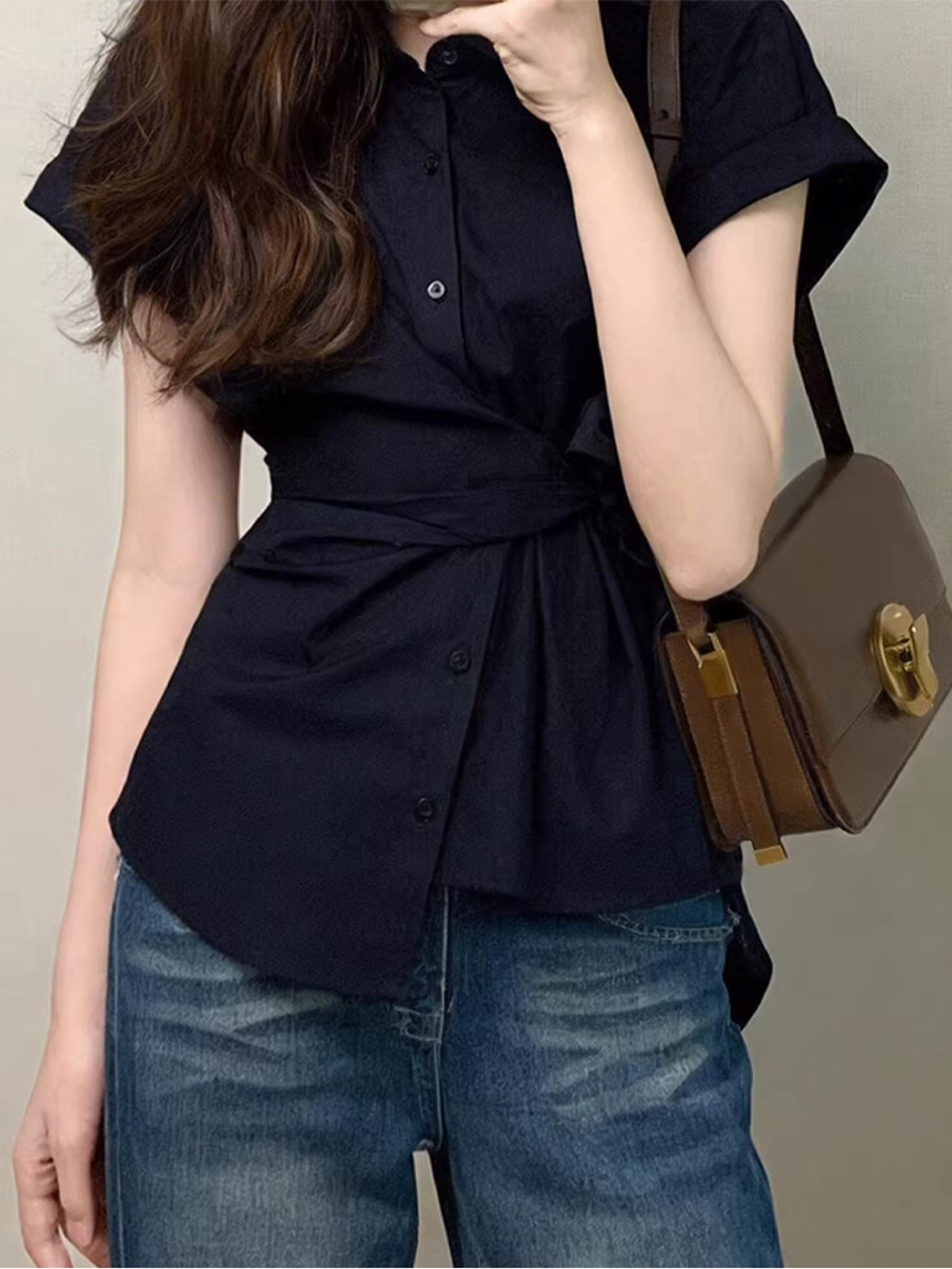 Áo sơ mi polo nữ cổ bẻ tay ngắn phong cách Pháp, dáng ôm nhẹ — màu đen