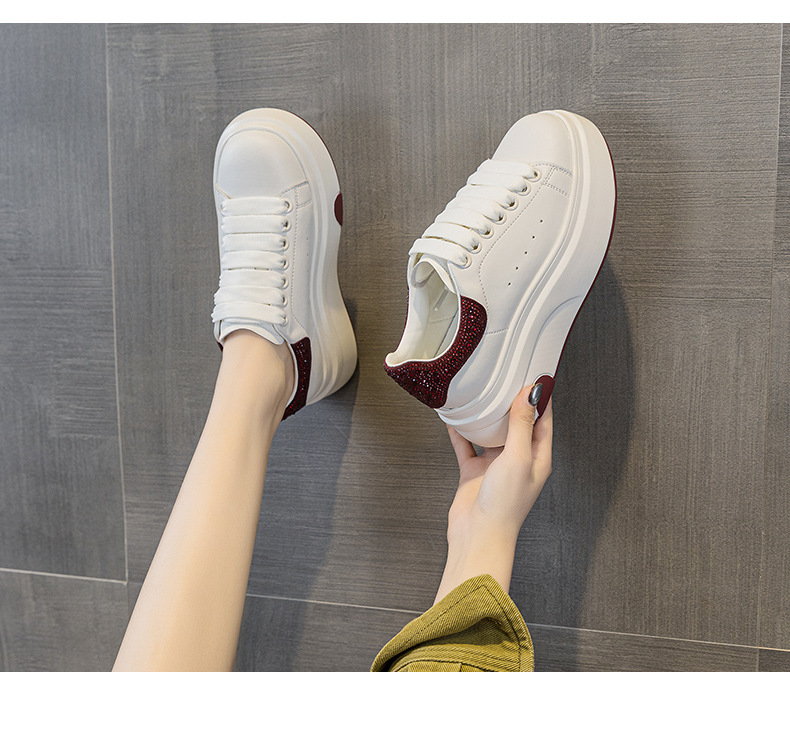 Giày sneaker nữ đế dày kiểu Hàn Quốc hình trái tim, cổ thấp, phong cách thời trang mùa xuân 2026 — M2806 màu đỏ, M2806 màu be, M2806 màu đen chi tiết 12