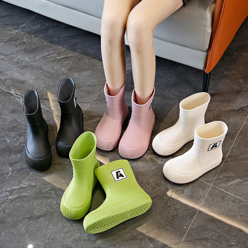 Waterproof Drawstring Rain Boots Women's Stylish Outdoor Mid-Calf Rain Boots New Internet Popular Lightweight Water Shoes Non-Slip Soft Sole Rubber Shoes