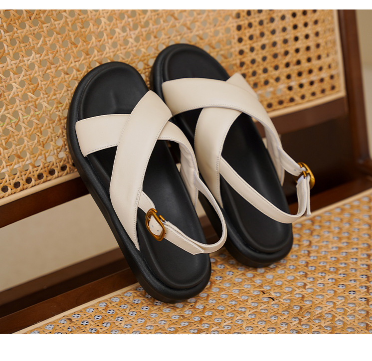 Sandal hở ngón đế dày thường ngày cho nữ – giày đi biển đế bằng hở ngón thời trang đơn giản — Màu đen chi tiết 17