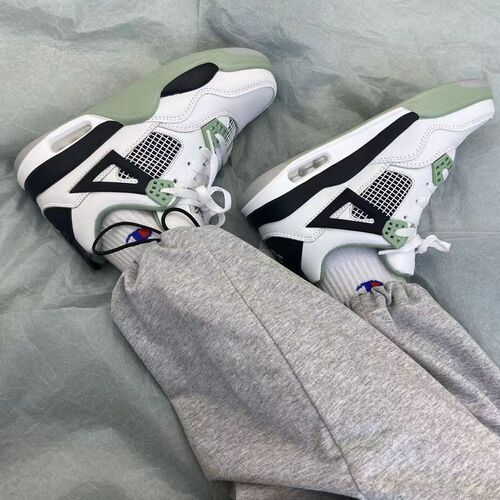 2059 white pine green