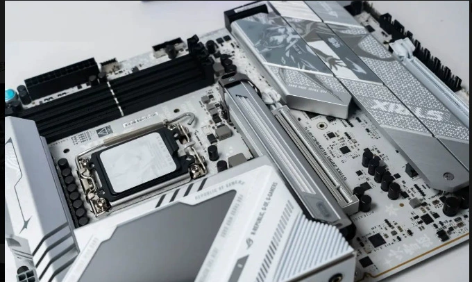 Процессор Ultra9 285K+Z890 GAMING PLUS WIFI 15-го поколения