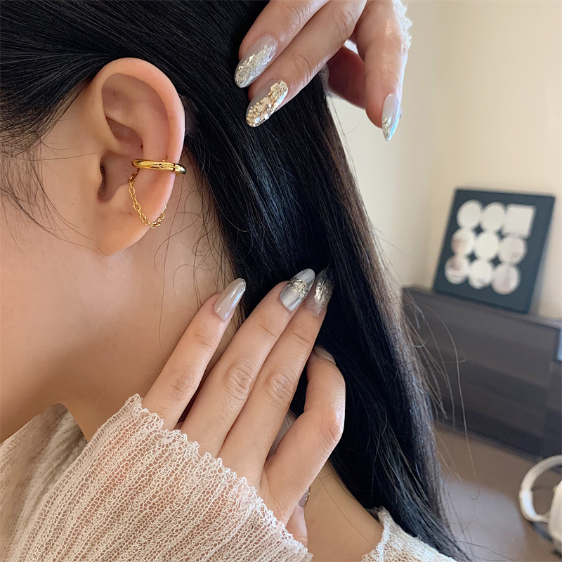 1 Pair Quantity 1 Pair Retro Simple Style Solid Color Chain Stainless Steel Ear Cuffs