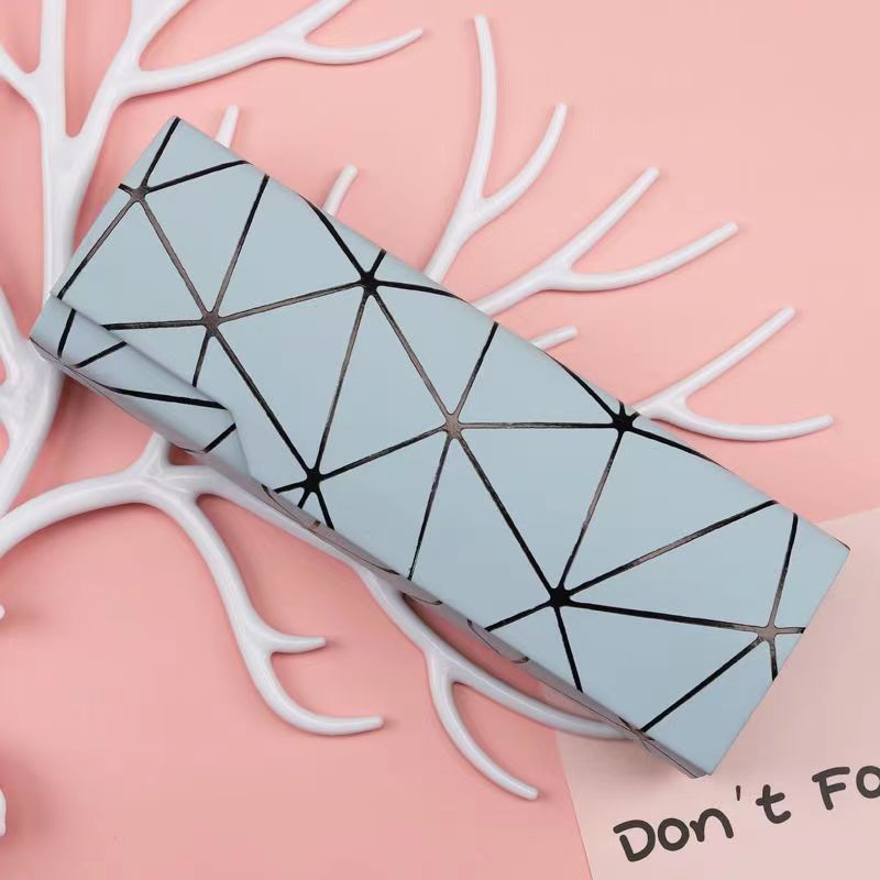 격자 라이트 블루