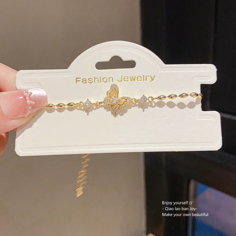 18K Real Gold Electroplated Zircon Butterfly Pendant Bracelet Retro Simple Fashion Bracelet Accessible Luxury High-End Hand Jewelry for Women