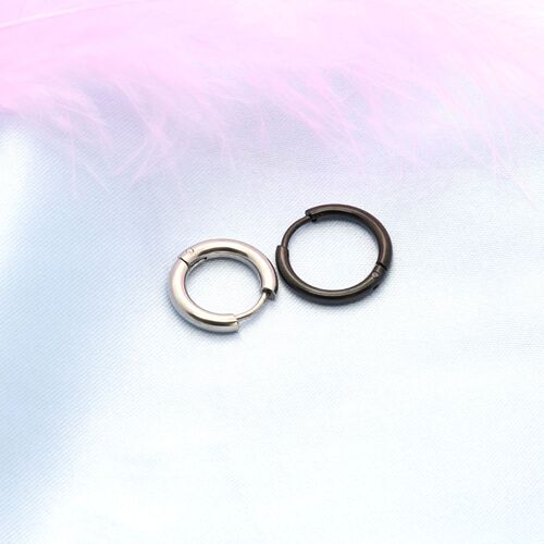Men's stainless steel earrings, simple and personalized round wire earrings, titanium steel earrings, unisex European and American earrings, circle earrings for women