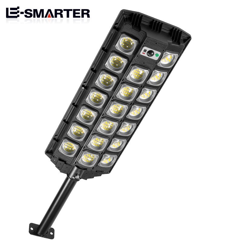 Transfronterizo nuevo LED luz fuerte lámpara de calle pequeña lámpara de calle de tres filas lámpara de jardín solar lámpara de calle de inducción iluminación al aire libre