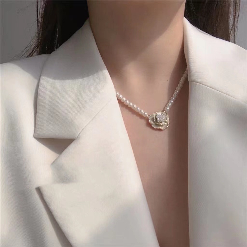 Einfacher Stil Klassischer Stil Blume Künstliche Perle Legierung Perlen Frau Armbänder Halskette display picture 5