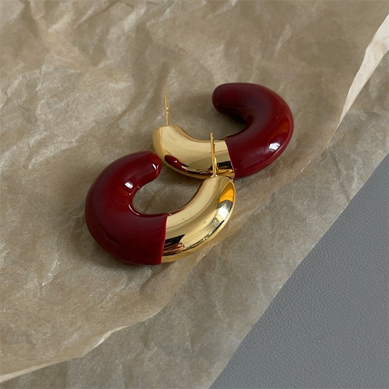 C-shaped Stud Earrings Retro Designer Style Metal Enamel Jewelry_voghion.com