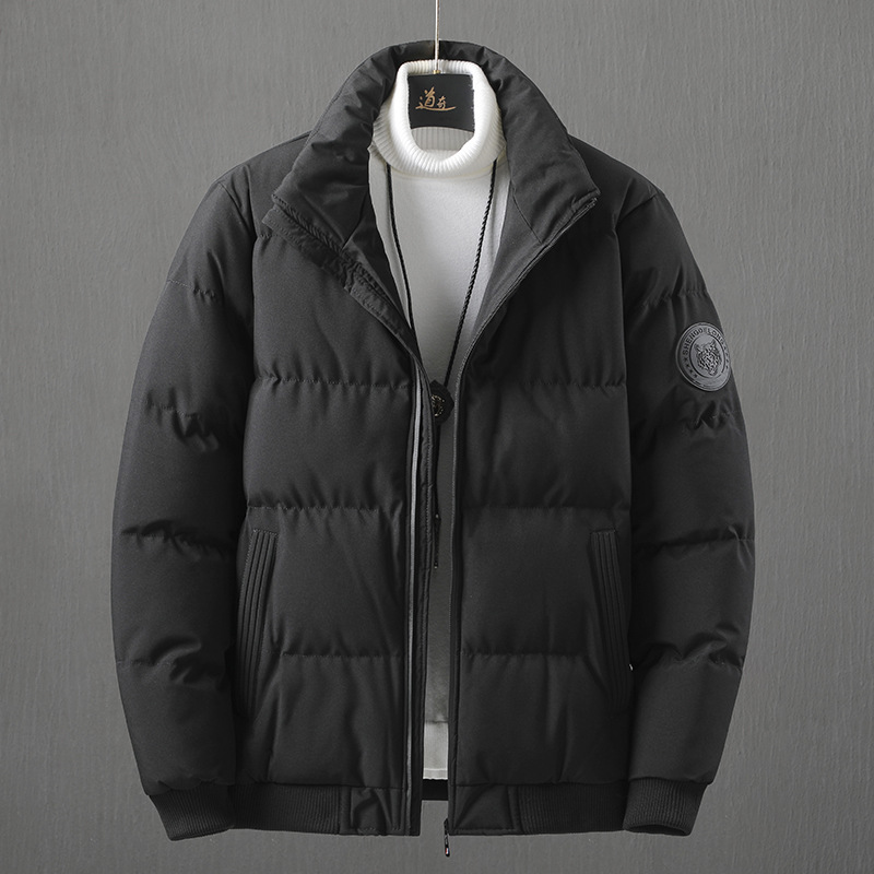 Nueva chaqueta con capucha gruesa informal de invierno para hombre, abrigo de algodón corto de moda Jinchang.