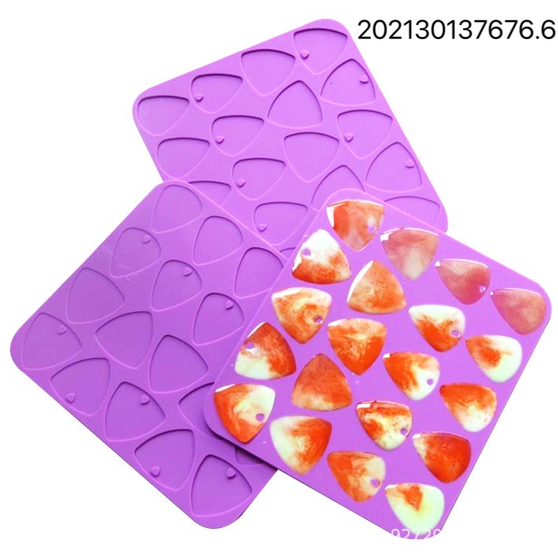 友友模具diy模具吉他拨片滴胶模具环氧树脂2种尺寸三角拨片模具