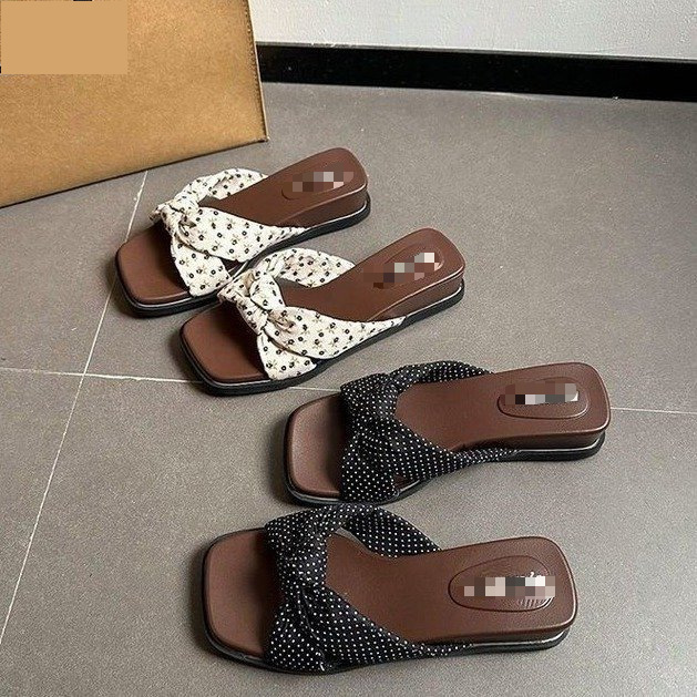 Zapatillas de arco de explosión de verano para mujeres 2026 nuevas zapatillas de playa casuales antideslizantes de mujer image 2