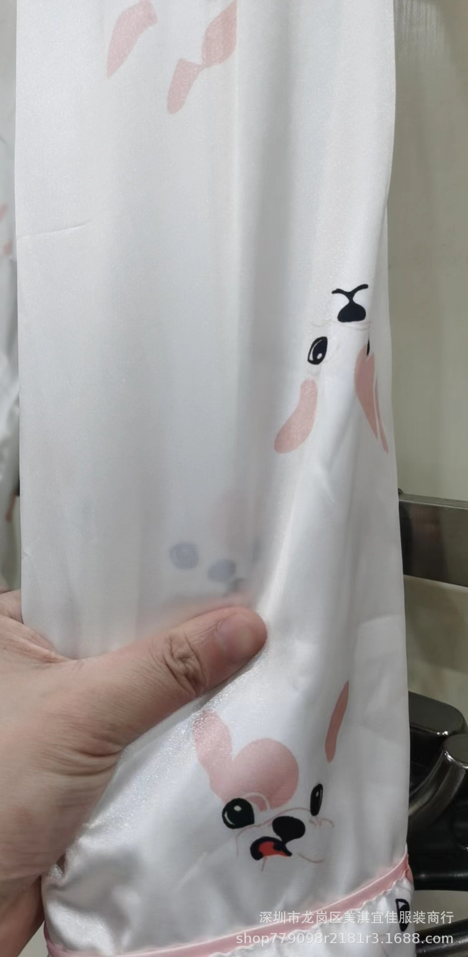 [Recomendación popular] vivir popular luz de lujo estilo occidental pijamas de alta gama de las mujeres lindo de manga larga de seda de hielo ropa para el hogar